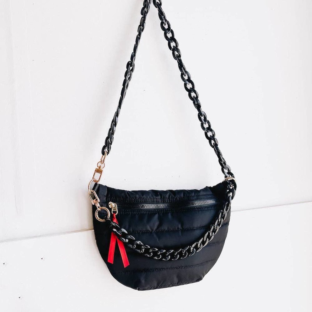 Elegant Black Crossbody Bag chain